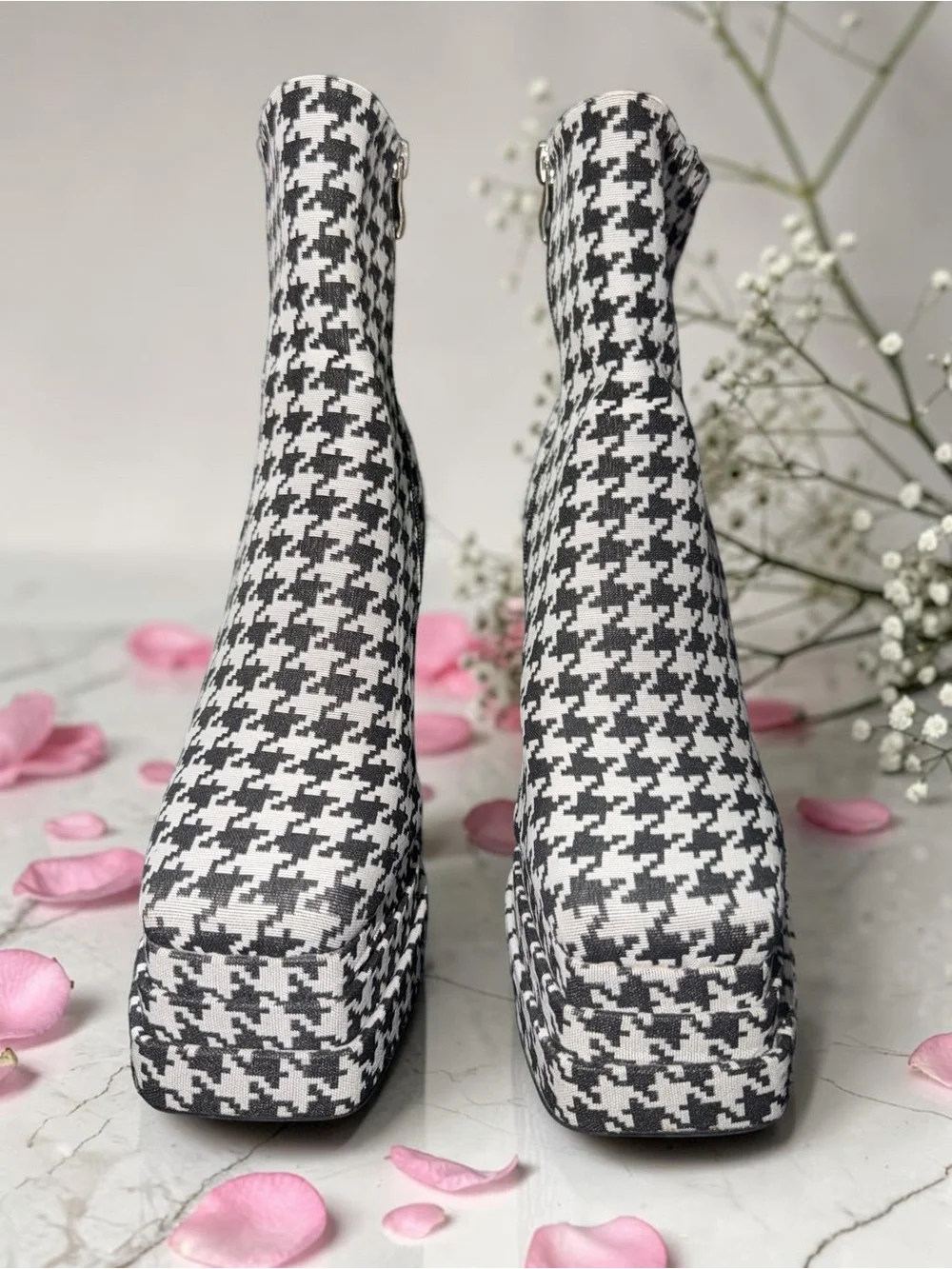 Azalea Wang Houndstooth Platform Ankle Boots Size 8 Statement Heels - Picture 4 of 7